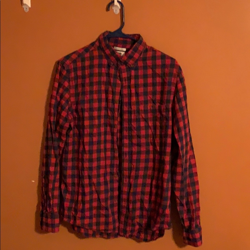 Old navy button down shirt